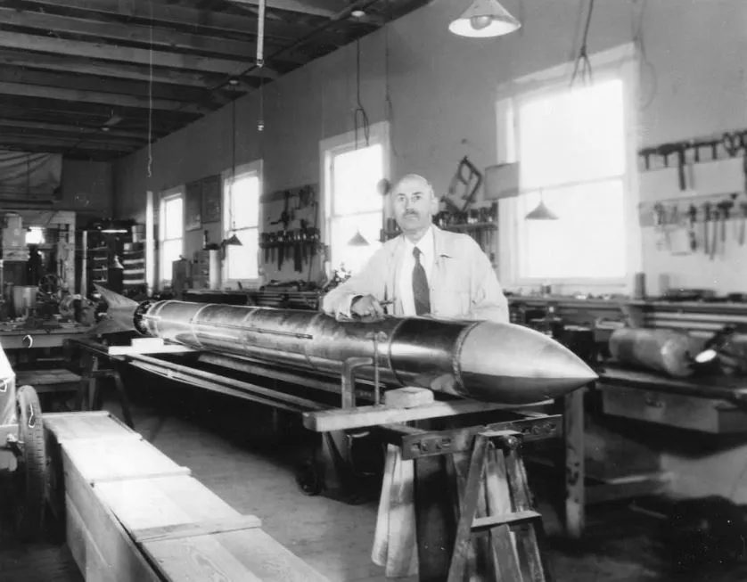 Robert Goddard rocket man moon man, propulsion technology